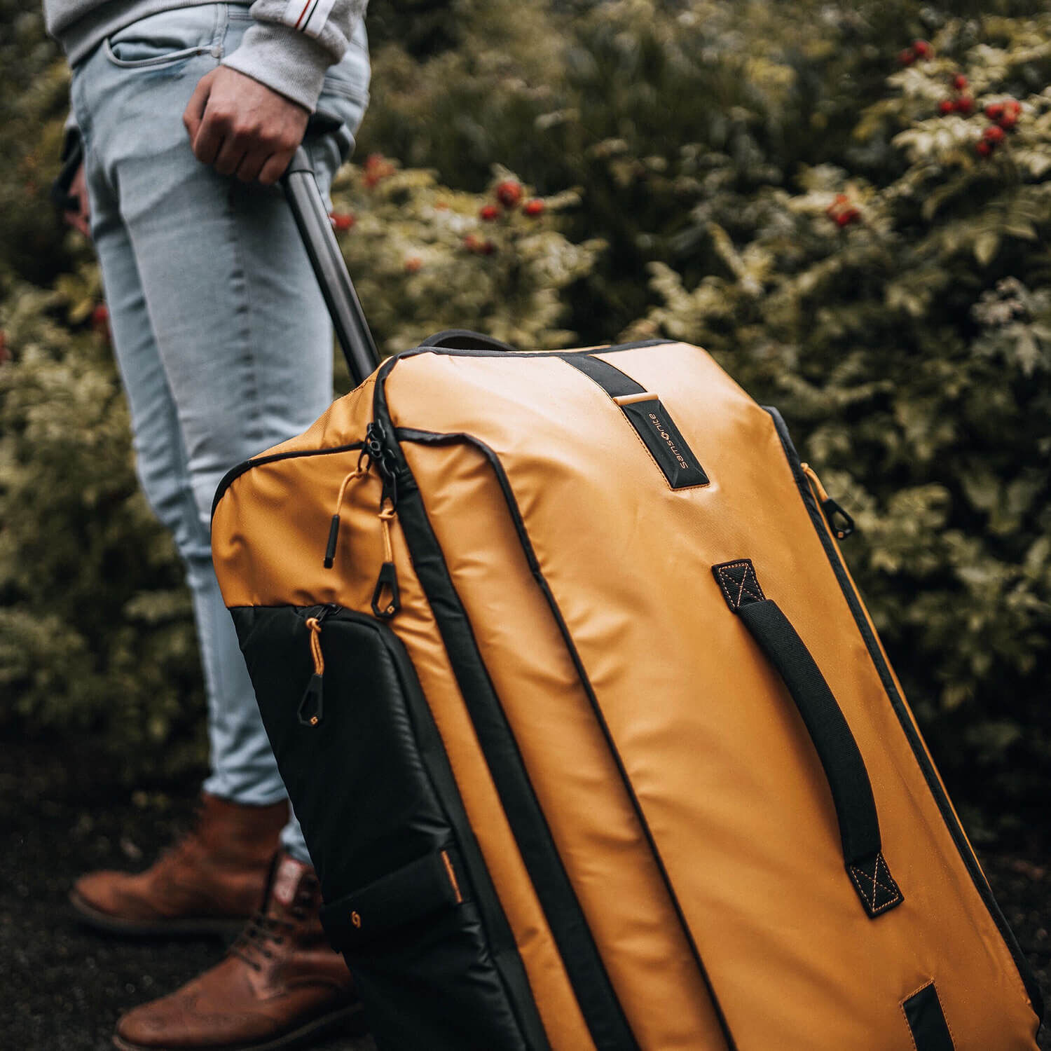 samsonite paradiver duffle backpack