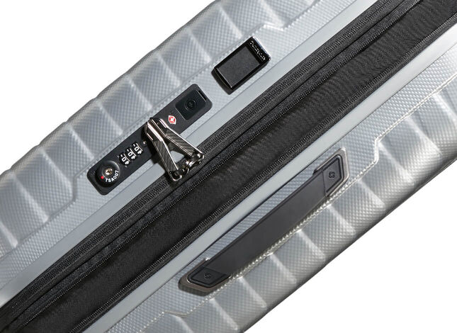 Practical interior with expandability