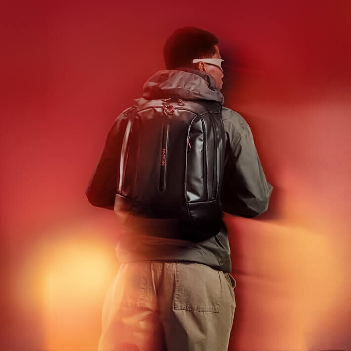 Go unstoppable: Prodiver bags + free gift
