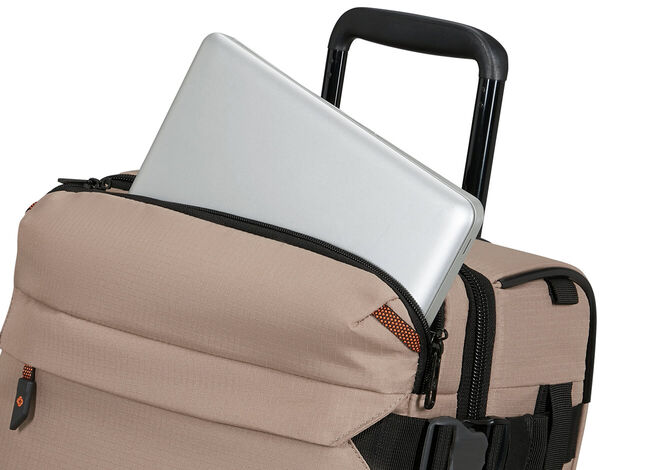 Front pocket with laptop compartment
