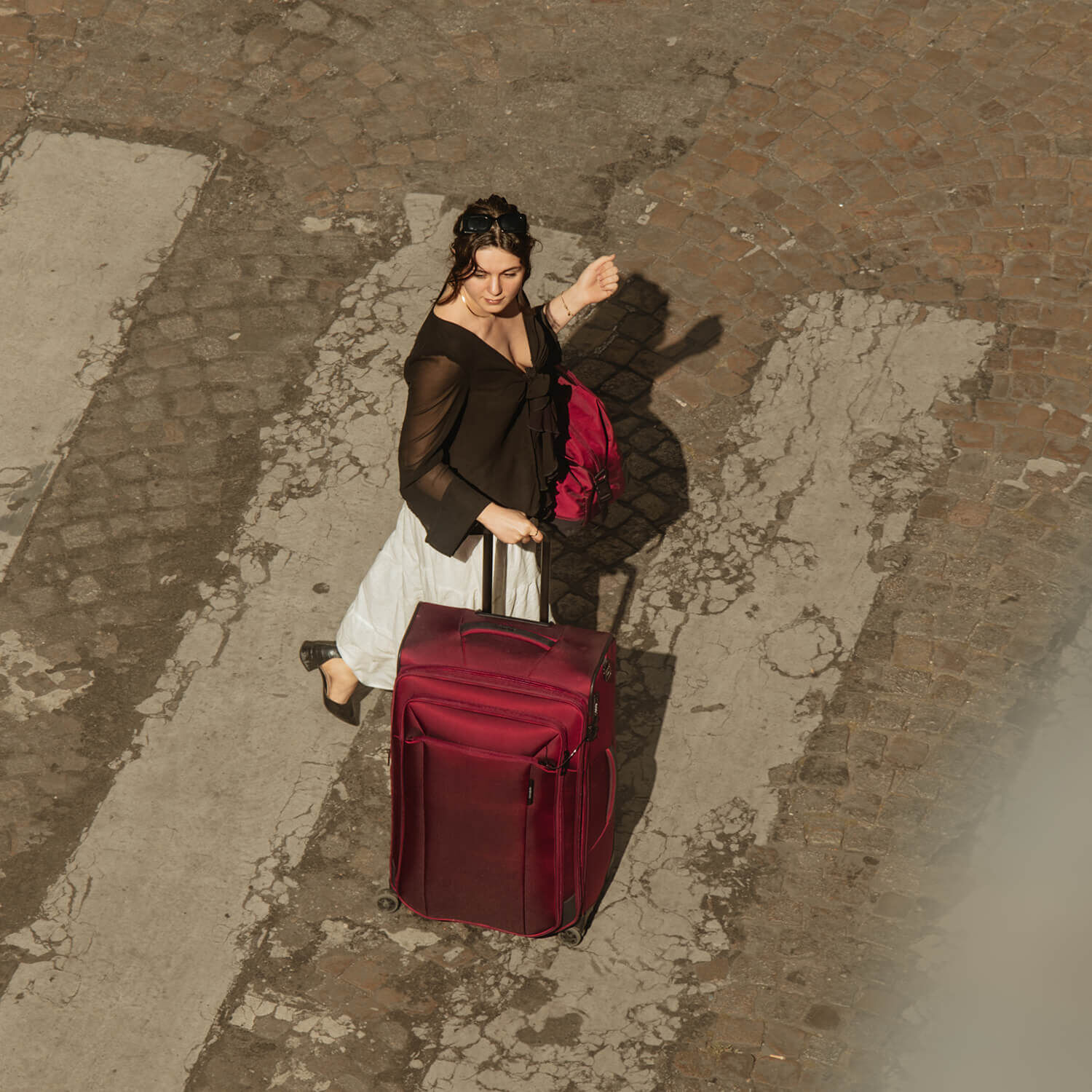 Respark Spinner Expandable (4 wheels) 79cm Burgundy | Samsonite UK