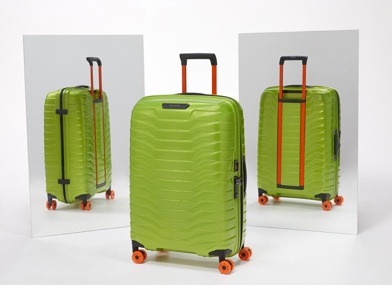 Proxis Spinner (4 wheels) 75cm Lime | Samsonite UK