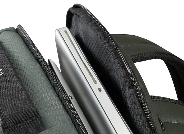 Laptop compartment