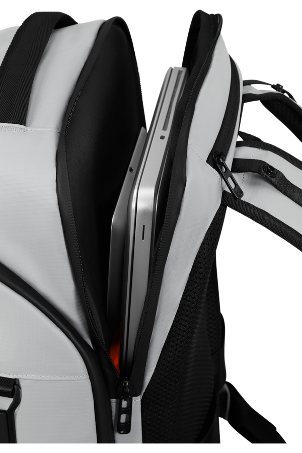 Samsonite Active Road Laptop Overnight Backpack 25L  Grey