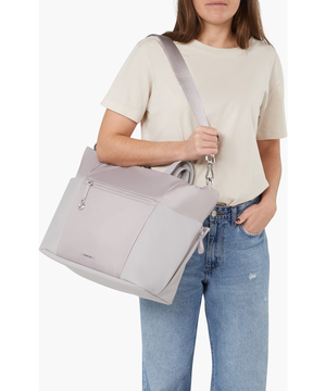 Move Journey Tote 14.1" 32 x 39 x 16.5 cm | 0.9 kg