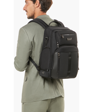 Urban-Eye Backpack 15.6" 43 x 30 x 20 cm | 1.2 kg