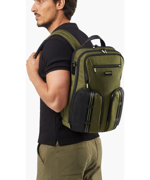 Urban-Eye Backpack 15.6" 43 x 30 x 18 cm | 1.1 kg