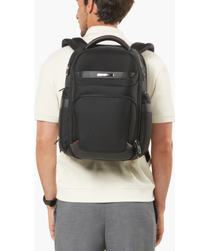 Pro-DLX 6 Backpack 15.6" 43 x 30 x 15 cm | 1.2 kg
