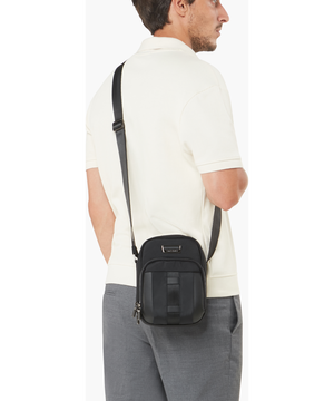 Urban-Eye Crossbody Bag S 22 x 15 x 8 cm | 0.3 kg