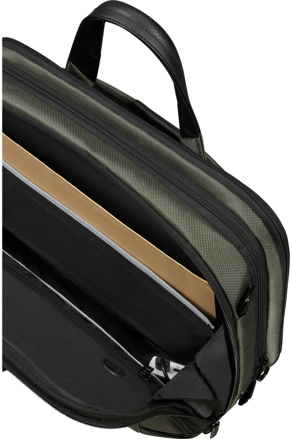 Samsonite Pro-Dlx 6 Bailhandle Expandable 15.6'  Green