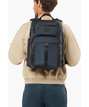 Urban-Eye Backpack 15.6" 43 x 30 x 20 cm | 1.2 kg